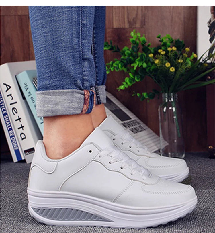 Women Sneakers 2022 New Breathable Vulcanize Shoes Waterproof Wedges Platform Woman Sneaker Leather Casual Shoes Zapatos Mujer.