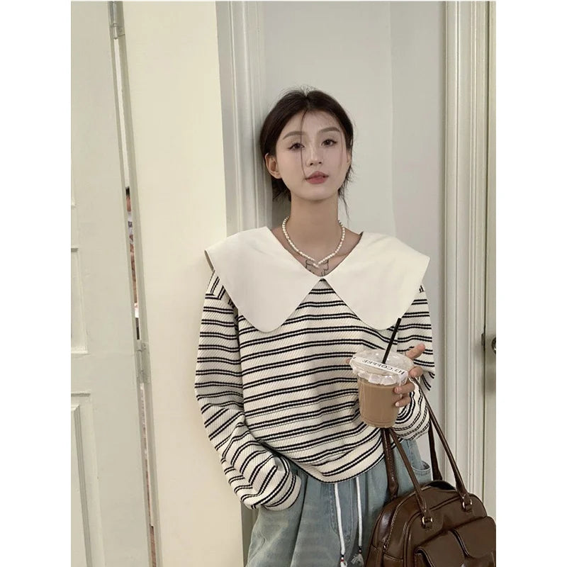 Oversized New Women Clothing Korean Patchwork Peter Pan Collar Sweatshirts Female Casual Striped Long Sleeve Loose T-Shirts Tops.