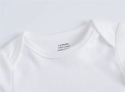 2025 solide weiße Babykleidung Kurzarm Baumwolle Baby Mädchen Jungen Body Neugeborenen Körper Bebe 0-24 Monate Säuglingsoverall.