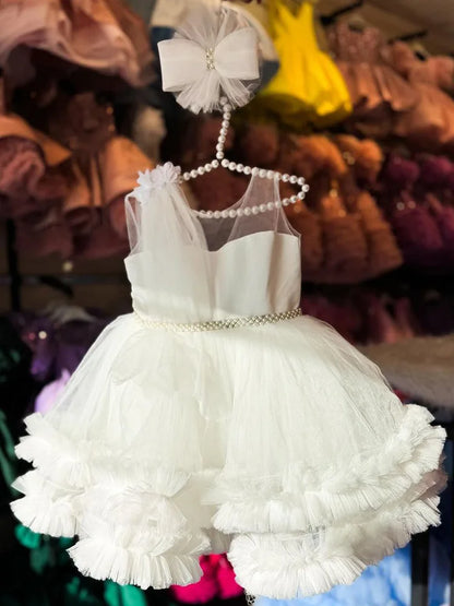 Formales Kleid für Kinder2025Neues weißes ärmelloses Prinzessinnenkleid im europäischen und amerikanischen Stil für Performance-Kostüme für kleine Mädchen.