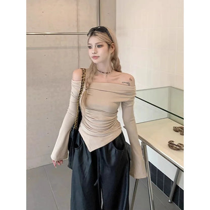 Spring Autumn Long Sleeve One Shoulder Slim Fit Short T Shirt Women's Fashion Design Sense Irregular Neckline Sexy Girl Style.