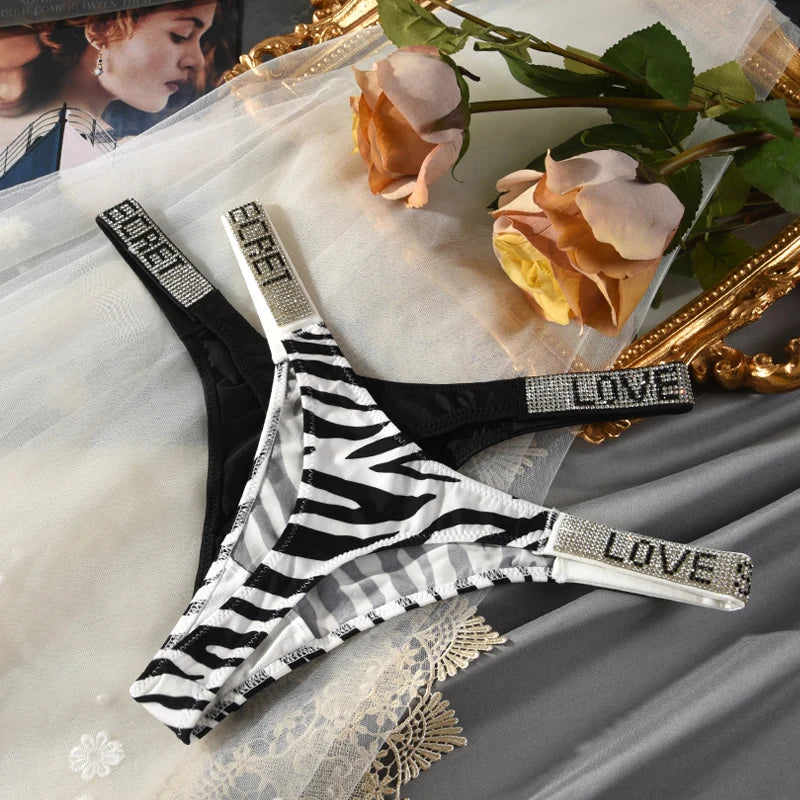 Low Waist Sexy Panties Women Thongs Rhinestones Letter Diamonds G-string Sports Thong Shorts Briefs T-back Fitness S-XL.