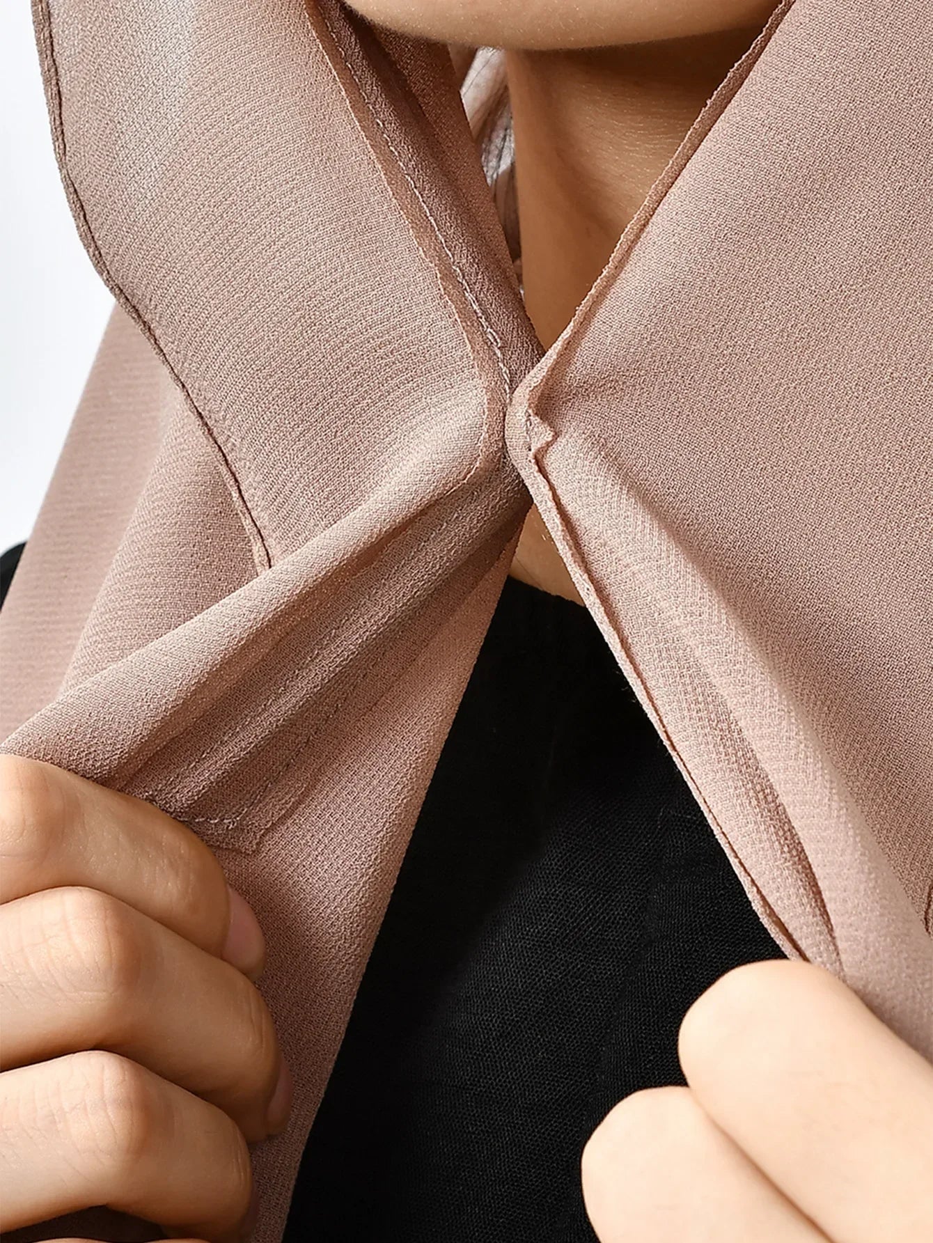 Chiffon Instant Hijab With Bulit-in Magnets Muslim Woman Hijab Solid Color Easy To Wear Shawl Wrap With Undercap Famme Headscarf.