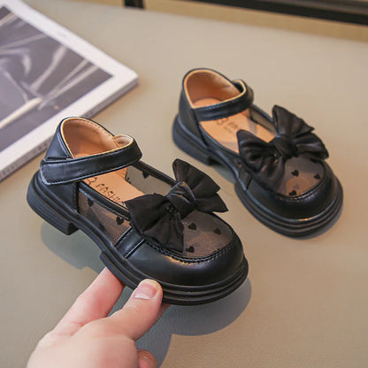 2024 Summer Fashionable Cute Round Toe Breathable Bow Sandals Comfortable Solid Color Casual Girls Lightweight Walking Shoes.