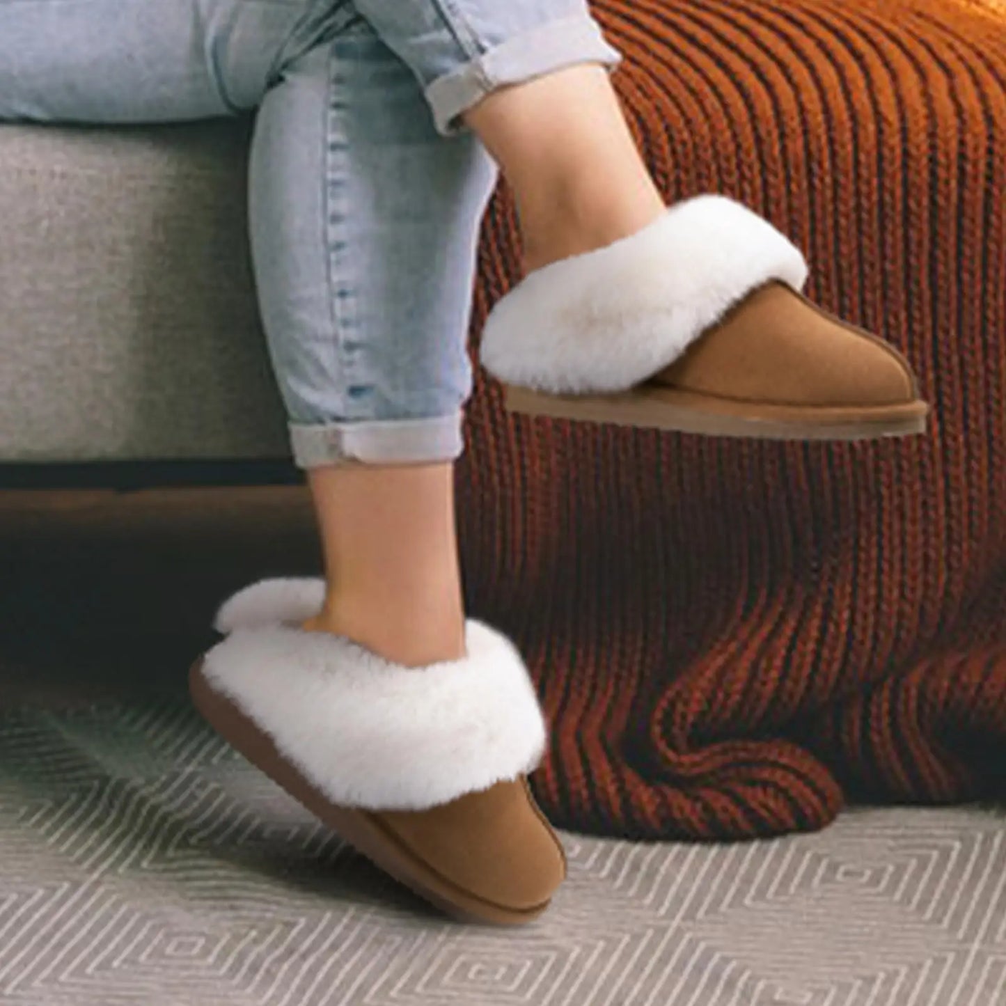 Evshine Winter Warm Memory Foam Slippers For Women Indoor Plush Home Shoes Fluffy Faux Fur Slippers Cozy Suede Furry Flat Slides.