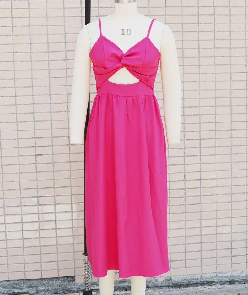 Damenbekleidung im neuen Stil von Amazon, Tank-V-Ausschnitt, großes Swoop-Kleid, schlank, dass Sie Ihre Silhouette glättet, mittellanges Kleid mit offenem Rücken.