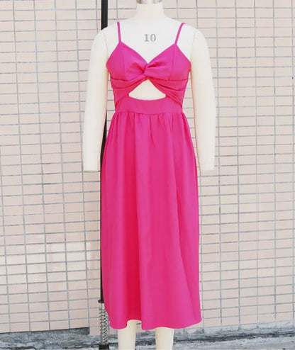 Damenbekleidung im neuen Stil von Amazon, Tank-V-Ausschnitt, großes Swoop-Kleid, schlank, dass Sie Ihre Silhouette glättet, mittellanges Kleid mit offenem Rücken.