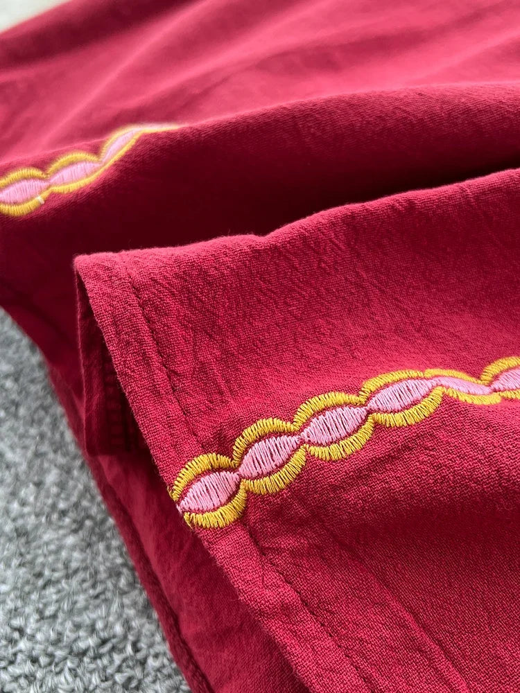 Sommer Freizeit Urlaub Langes Kleid für Frauen Neue Retro Ethnischen Stil Bestickt V-ausschnitt Ausgestellte Ärmel Taille Cinched Kleid D27.