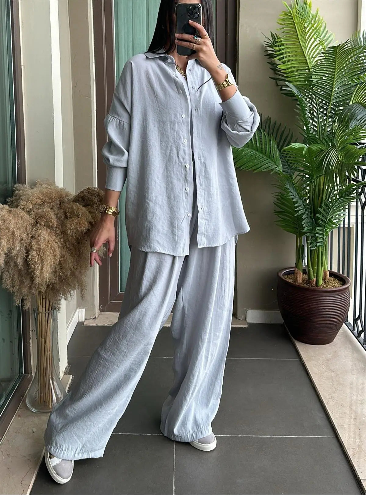 Casual Loose Shirt And Pants Two Piece Sets Women Fashion Solid Long Sleeve Shirts Outfits Autumn Winter Wide Leg Pants Sets.