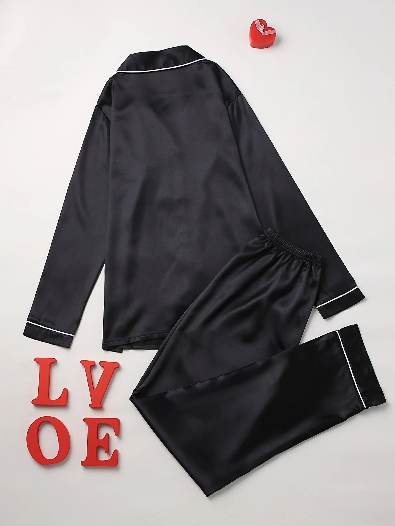 Solides Pyjama-Set mit langen Ärmeln, Knopfleiste, Revers, Oberteil und Hose, Pyjama-Set, Damen-Nachtwäsche und Loungewear.