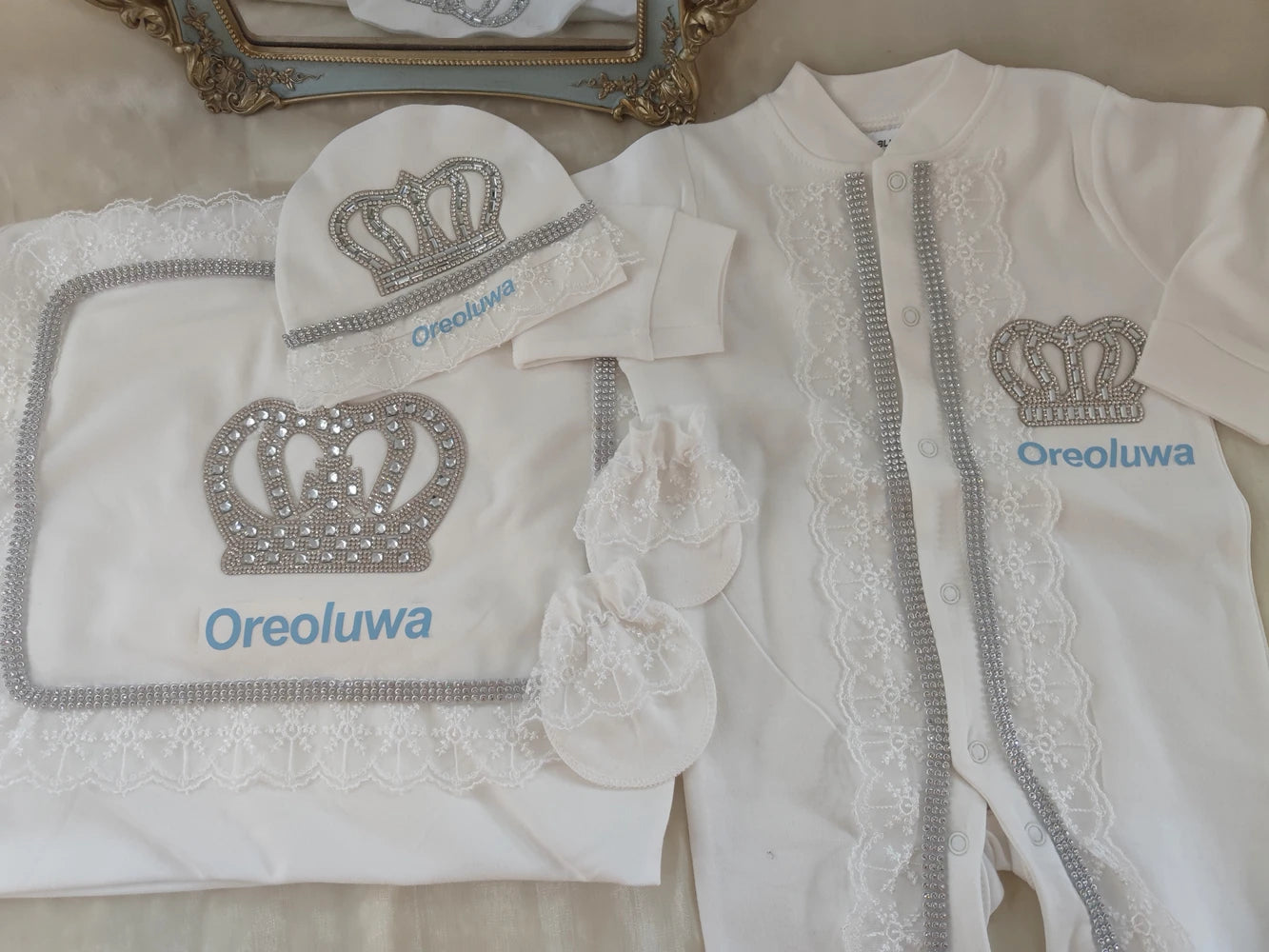 5pcs Handmade DIY Vinyl Name Personalized Baby Girl Newborn Jewels Crown Pink Take Me Home Layette 5 Piece Deluxe Gift Set