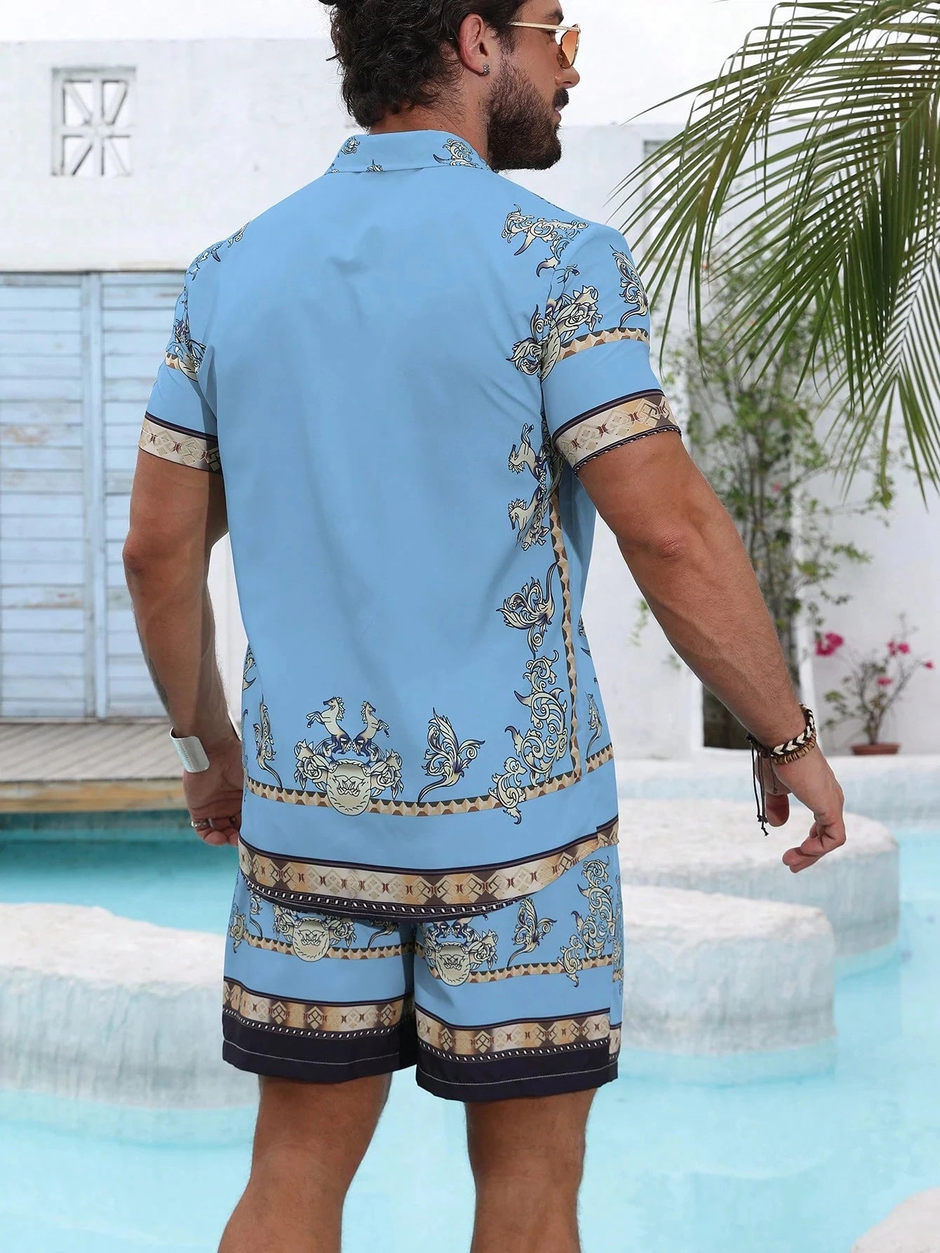 Baroque Luxury Printed Men's Shirt Shorts 2 Piece Set Summer Casual Shirt Hawaiian Beach Short-sleeved Men's Suits Clothing.