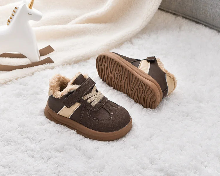 2025 Winter New Pulsh Fashion Trend Casual Sports Shoes for Childrens Anti Slip Warm Boys' Shallow Mouth Versatile Snow Sneakers