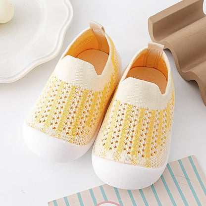 Baby Walking Shoes Summer 2025 New Soft Sole Breathable Mesh Stay-On Anti-Slip Sock Shoes for Infant Boys Girls