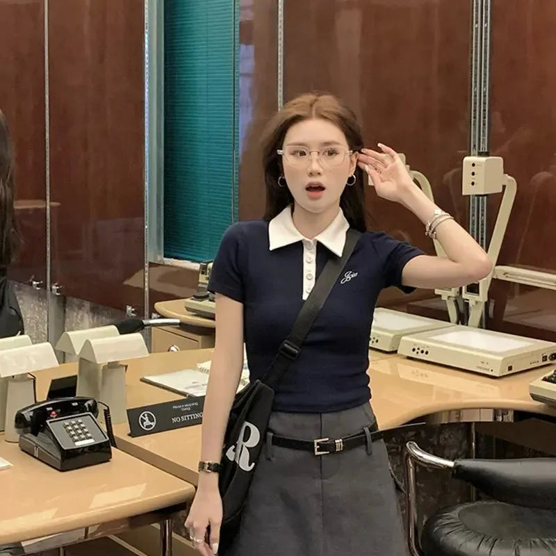 Slim Fit Short Sleeve Polo Neck T-Shirt Women's Sweet And Spicy Design Sensation Small Audience AE Stockpile Brand.