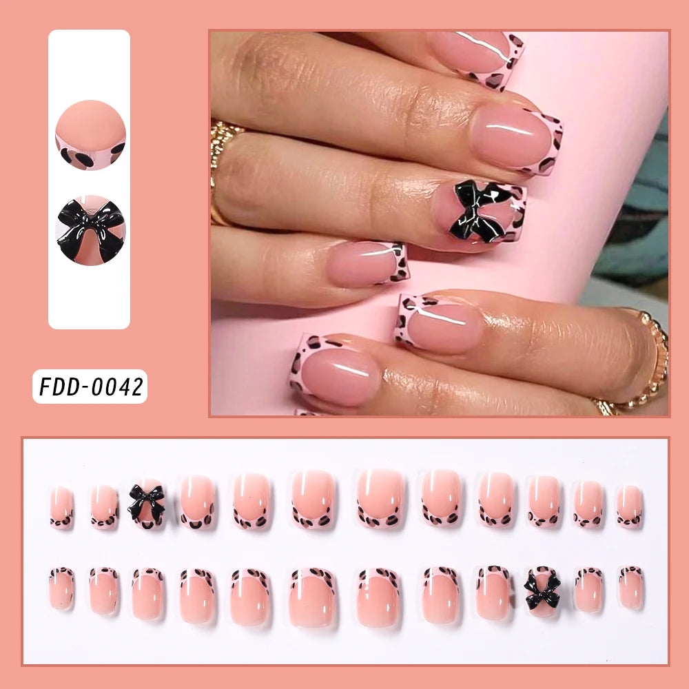 24Pcs Gold Ripple Brown Flowers False Nails with Rhinestones Pearl Design Wearable Almond False Nails Full Cover Press on Nails.