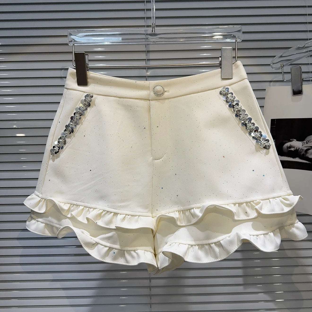 2025 Summer Clothes New Fashion Sequined Beaded Fungus Edge Pants Three-point Shorts Sweet Girls Temperament Short Pants Women