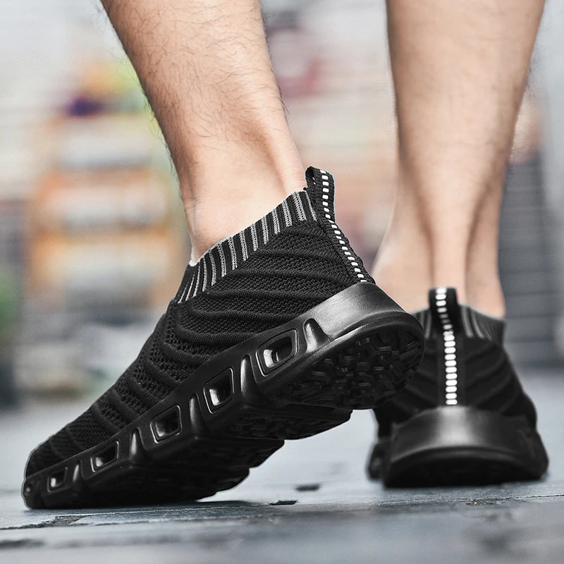 Hot Sale Harajuku Men Soft Casual Shoes Breathable Stylish Sport Sneakers Male Outdoor Flats Walking Sock Shoes Plus Size 39-48