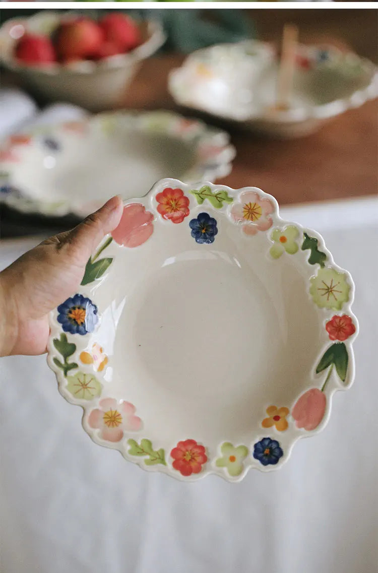Floral Embossed Rim Soup Dessert Plate - Elegant Ceramic Appetizer Dish for Breakfast, Cafe Dining, Home Kitchen Tableware Set.