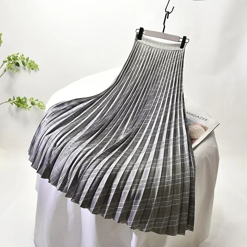 Looks Thin Pleated Skirt 2025 New High Waist A-line Skirt Mid-length Big Size Plaid Skirt Long Pleated Skirt Length 75-90cm