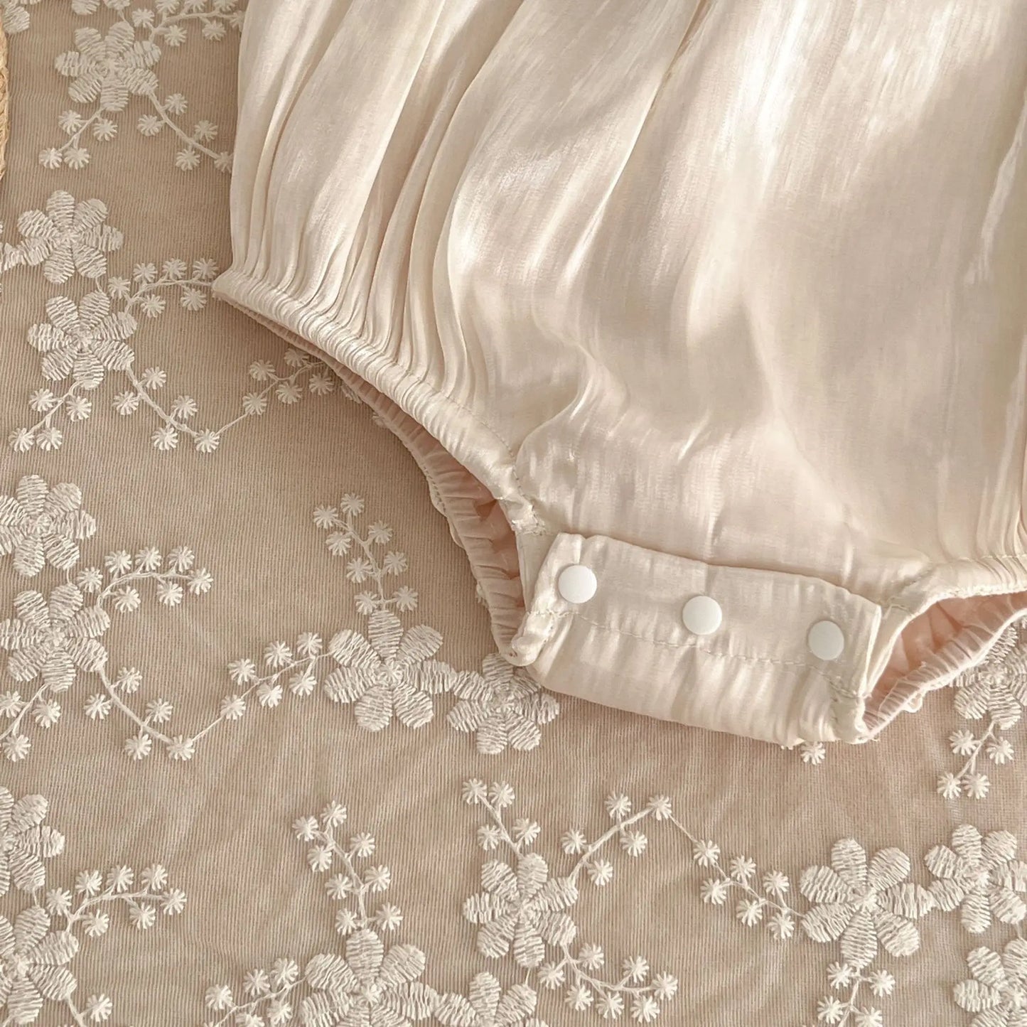 Neu im Sommer Neugeborene Baby Prinzessin süße Kleidung Sling Kleider Schleife Shorts solide Weste Body Kurzarm Kleid Kinder