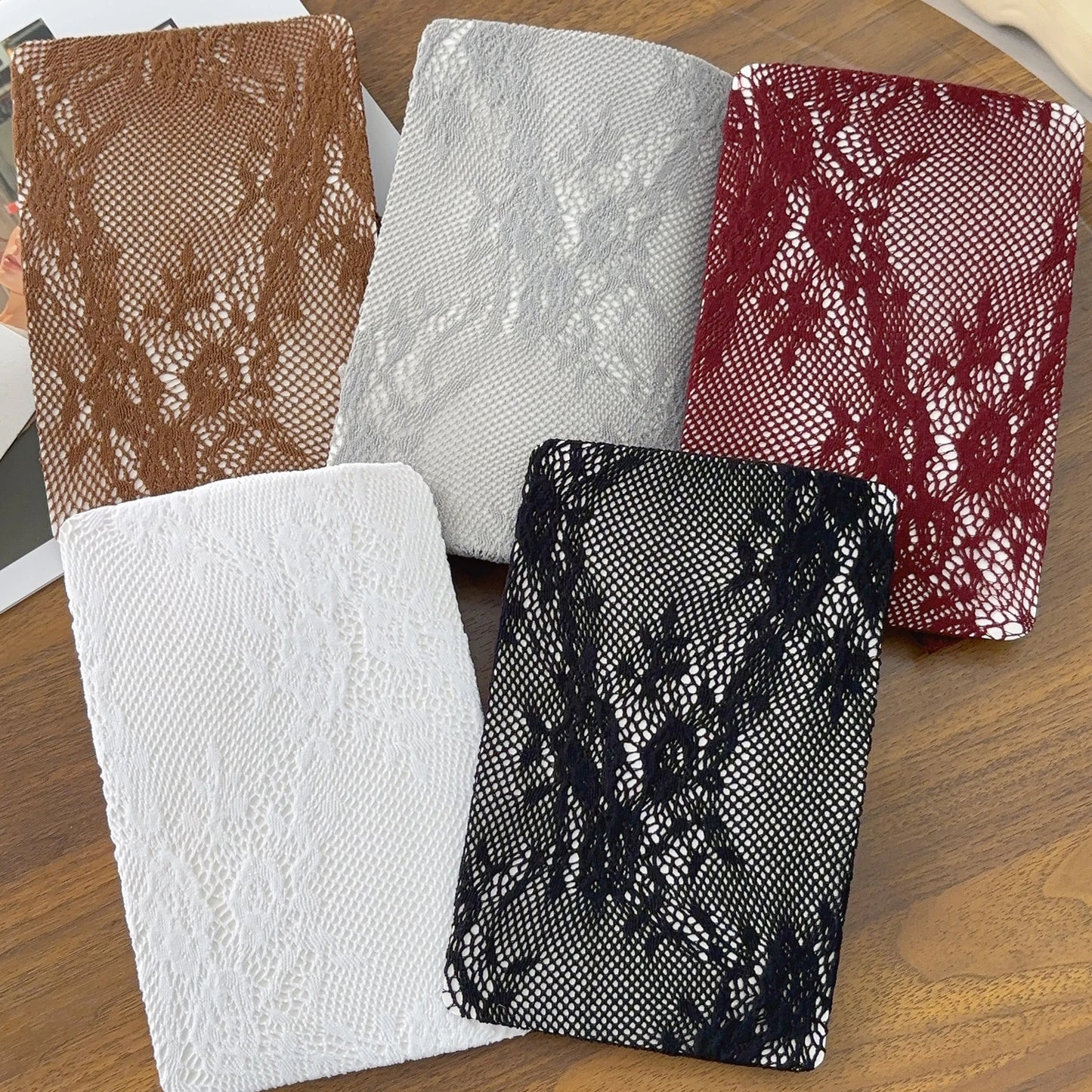 Classic Lolita Hollowed Out Lace Mesh Stockings Bottomed Pantyhose Japanese Lolita Retro Floral Rattan White Hosiery Hot Tights