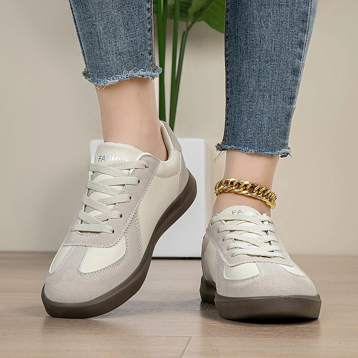 YRZL Womens Sneakers Lightweight Casual Shoe Breathable Athletic Shoes Non Slip Shoes for Ladies Outdoor Sports Walking Shoes.