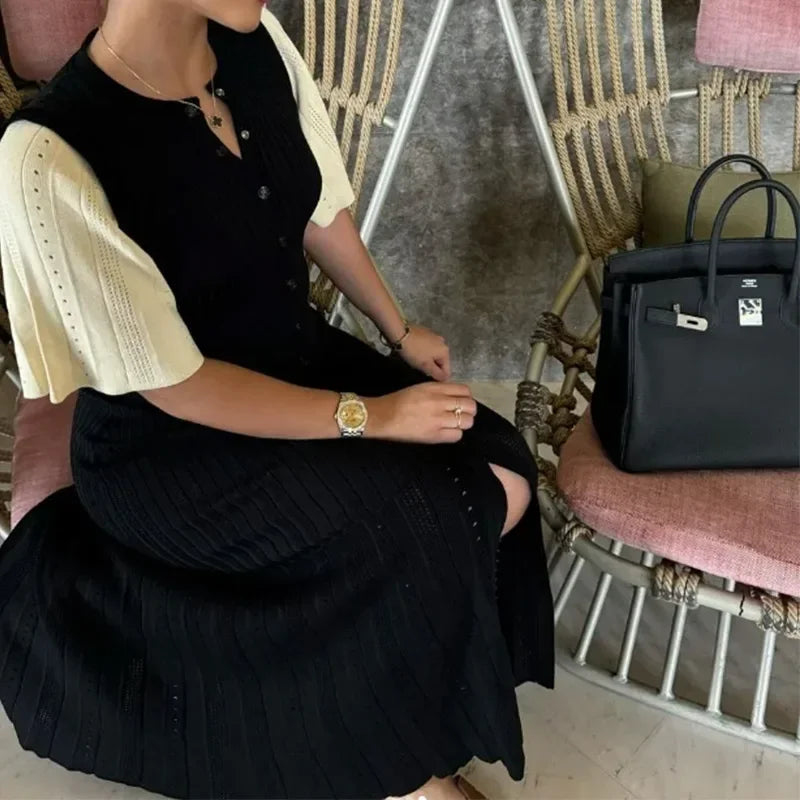 Frauen solide plissierte Saum Patchwork langes Kleid elegante Rundhals ausschnitt kurze Ärmel einreihige Dame Roben 2024 Sommer Streetwear