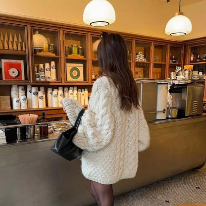 Casual Twists Stricken Oversize-Pullover Frauen Oansatz Lange Flare Hülse Lose Solide Pullover 2025, Herbst Winter Vintage Pullover.