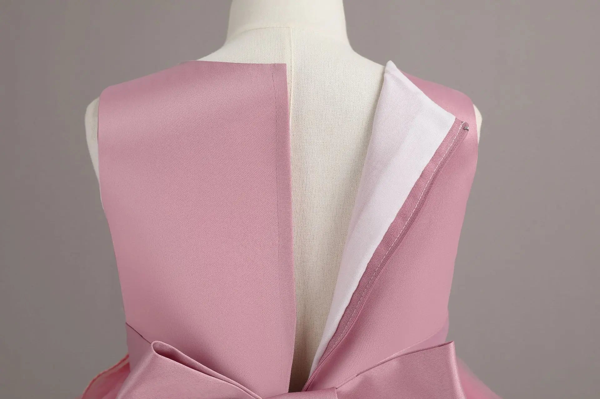 Neue Kinder kleid Spitze Blume Hochzeits kleid weibliche Klavier Performance Kleid Halloween Leistung kurze Mädchen Kleidung.