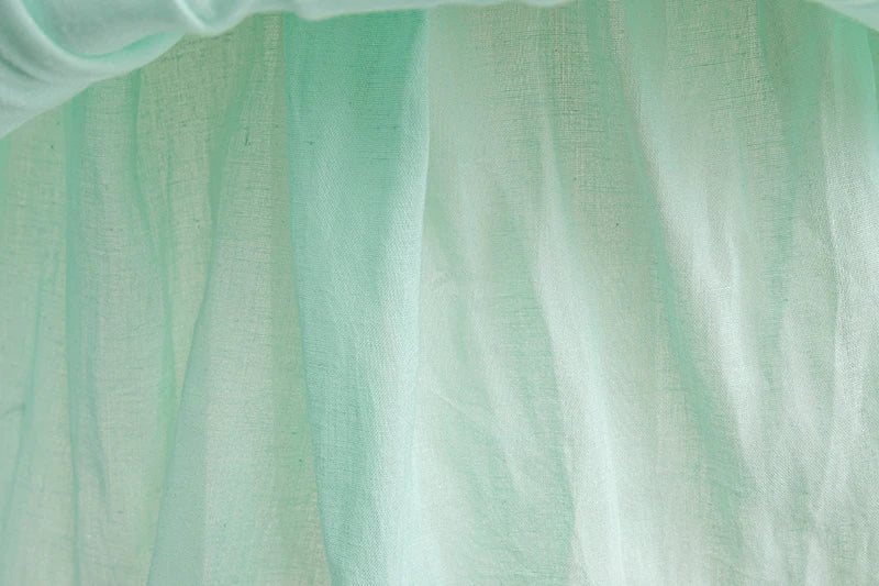 Mädchen elegante Regenbogen Prinzessin Kleid mit Bowknot Flatter Trim Mesh Kleid Tutu Kleid für Party, Performance Tutu Kleid.