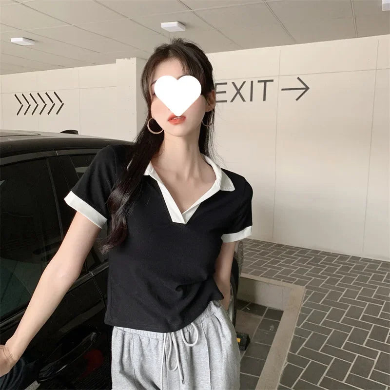 Plus Size Slimming Effect plus Size Women's Polo Neck T-shirt 200 Pounds Large Code College Style Top for plus Size Women.