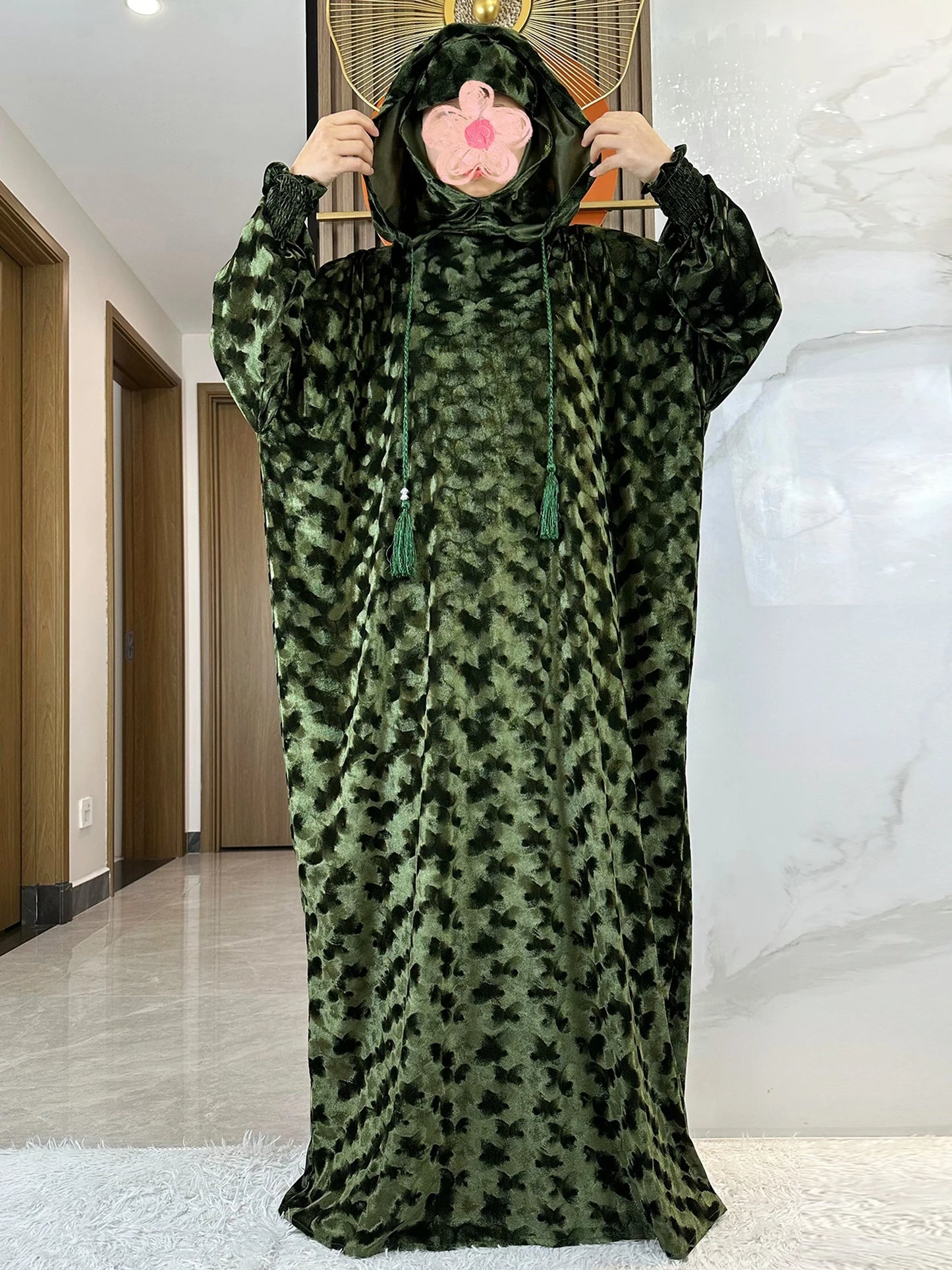 High Quality Velvet Fabric 2025 Ramadan Muslim Lady's Abaya Two-Hats Dubai Turkey Style Islamic Prayer Clothing Kaftan Dress.