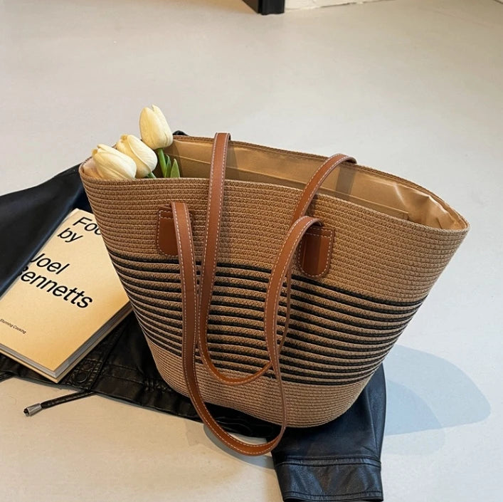 Straw bag bag women's summer inswind 2024 new beach seaside outdoor travel vacation large capacity shoulder bag.