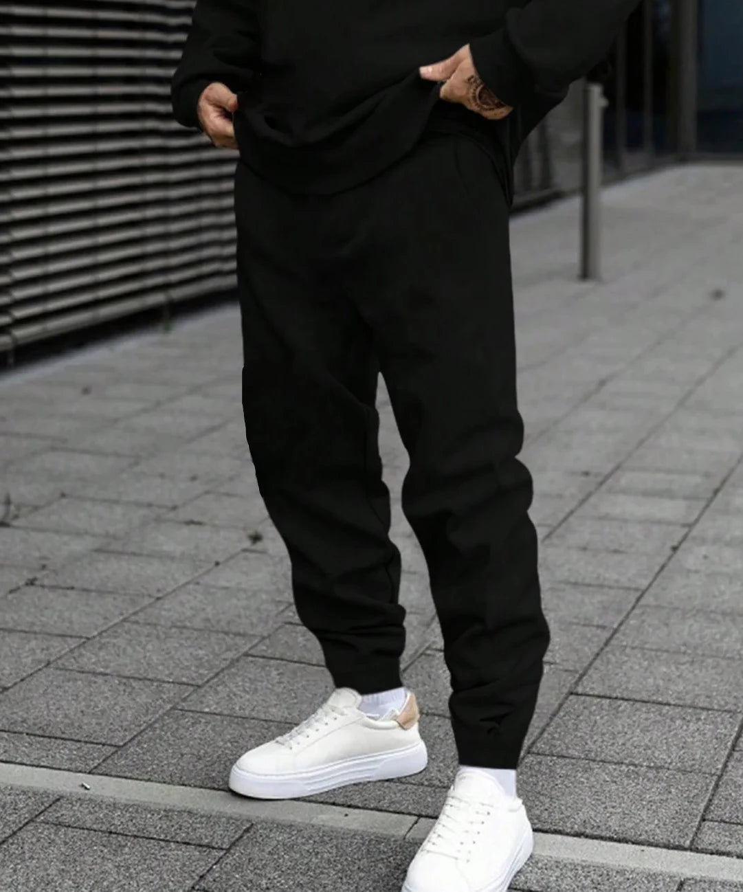 New in Mens Tracksuit O Neck Sweatshirt Sweatpants 2 Pcs Set Casual Jogging Pullover Pants Man Clothing Fall Popular Streetwear.