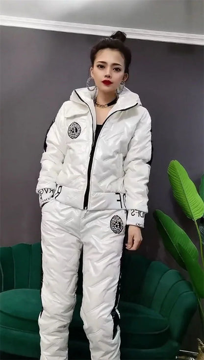 Mode Winter Glänzend Parkas Frauen Anzug Übergroßen Zwei Stück Set Casual Mit Kapuze Baumwolle Gepolsterte Kurzen Mantel + Verdicken Warme Hose Sets.