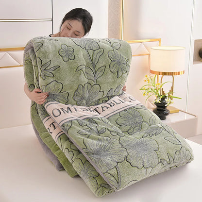 1Pc Snowflake Velvet Skin-Friendly Milk Velvet Quilt Quilt Core Suitable for Bedroom Apartment Winter Thickeneded Warm Comfortable Fashion Print Ins Style 1.5/1.8/2/2.2m Bed.