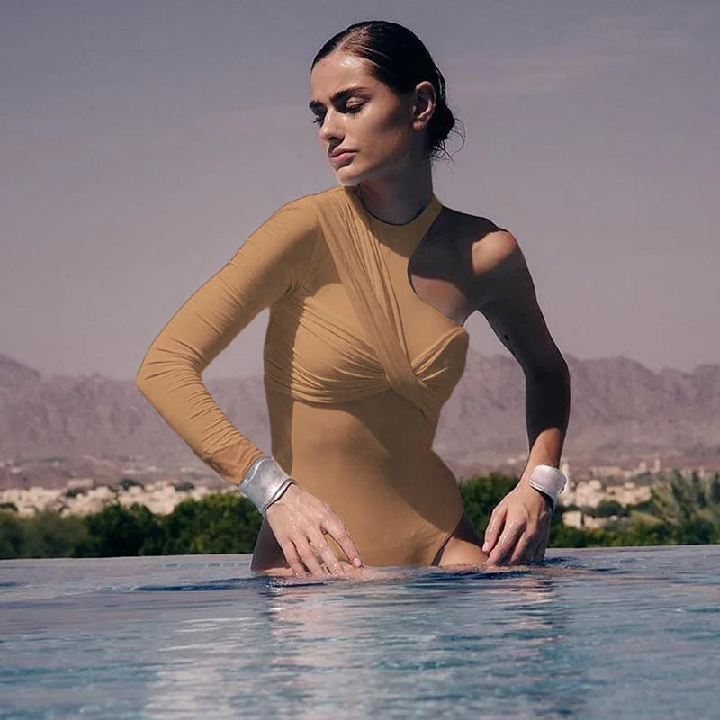 Autumn 2025 Long Sleeve Pullover New Fashion Sexy Spice Girls Crew Neck Single Rotator Sleeve Pleated Slim Bodysuit Women.