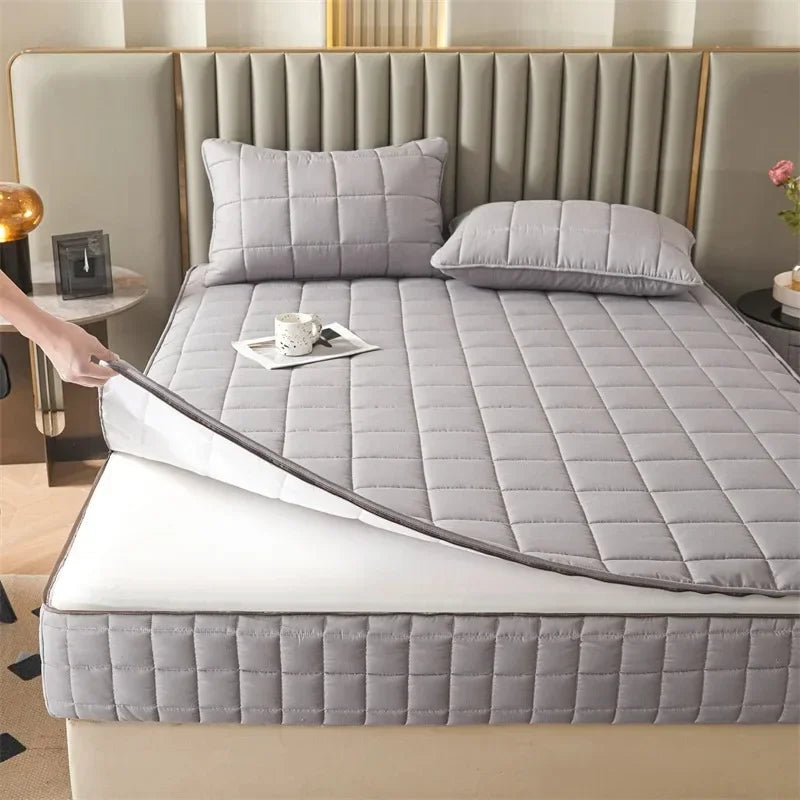 Breathable Quilted Mattress Protector with Soybean Fiber Padding Hypoallergenic Skin-Friendly Cover Machine Washable 720° Cover