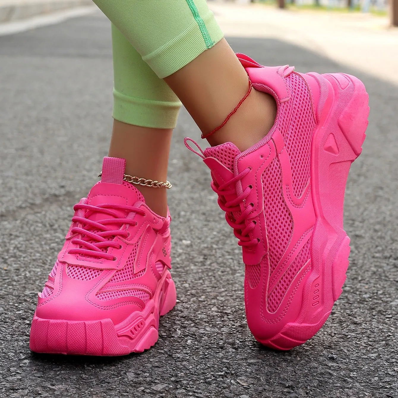 Women Sneakers New Fashion Mesh Breathable Tennis Girl Platform Shoes for Women Outdoor Comfortable Lightweight Sneakers Women.