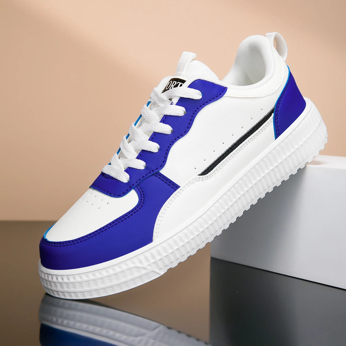 YRZL Leather Sports Women Casual Shoes Lightweight Running Shoes Platform White Sneakers Men Outdoor Breathable Sport Shoes.