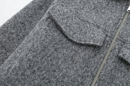 TRZA Frauen Mode Patch Taschen Mit Klappen Abgeschnitten Jacke Mantel Vintage Langarm Front Zipper Weibliche Oberbekleidung Chic Tops.