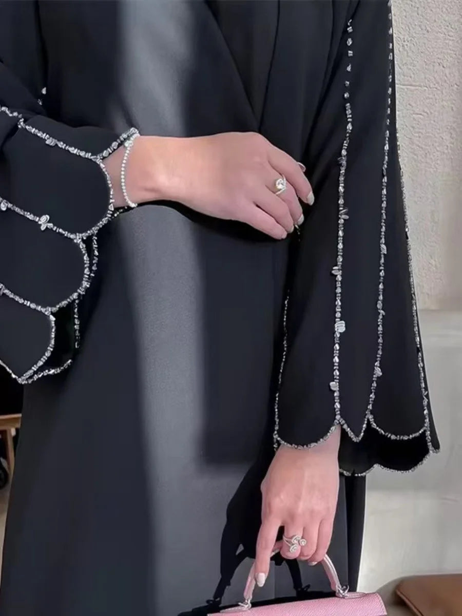 Middle East Women Arabic Dubai Abaya Made Beading Kimono Cardigan Long Dress Modest Ramadan Robe Femme Islam Clothing Kebaya.