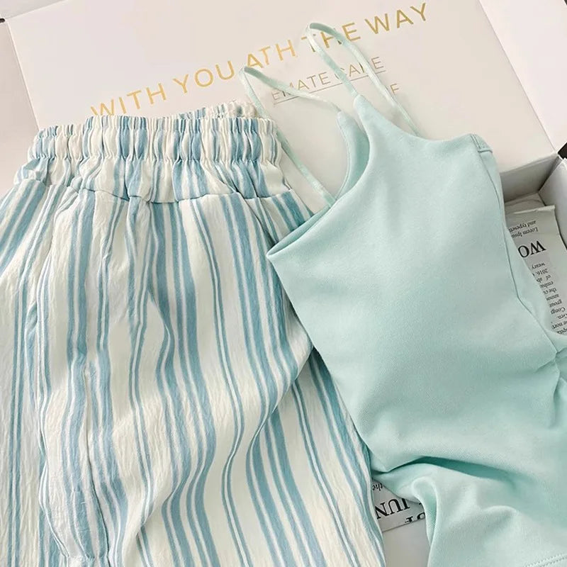 Einfarbiger Pyjama mit Brustpolstern, gestreifte Shorts für Damen, Sommer, dünne Leibchen-Shorts, Loungewear, großer Pyjama, zweiteiliges Set.