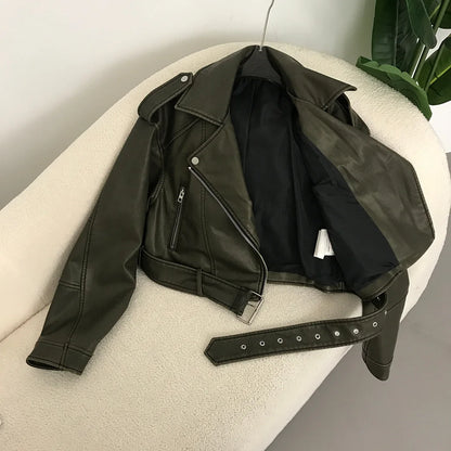 Neue Frühjahr Frau Faux Leder Jacke Chic Vintage Amerikanische straße tragen Kurze Revers Zipper Gürtel Biker Mäntel Mode Streetwear.
