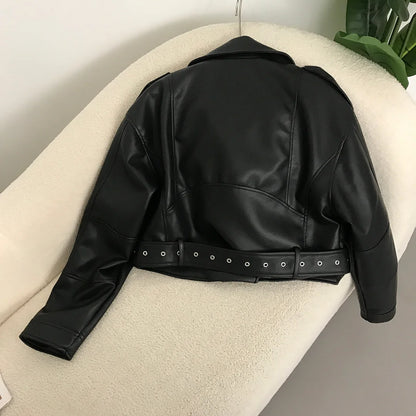 Neue Frühjahr Frau Faux Leder Jacke Chic Vintage Amerikanische straße tragen Kurze Revers Zipper Gürtel Biker Mäntel Mode Streetwear