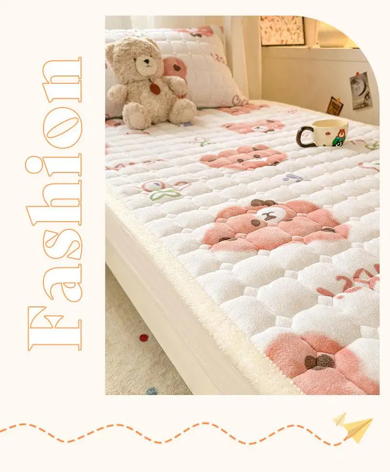 Cartoon Printed Warm Bed Mattress Super Soft Cozy Milk Velvet Single Bedding Protector Thick Tatami Mats for Autumn and Winter.