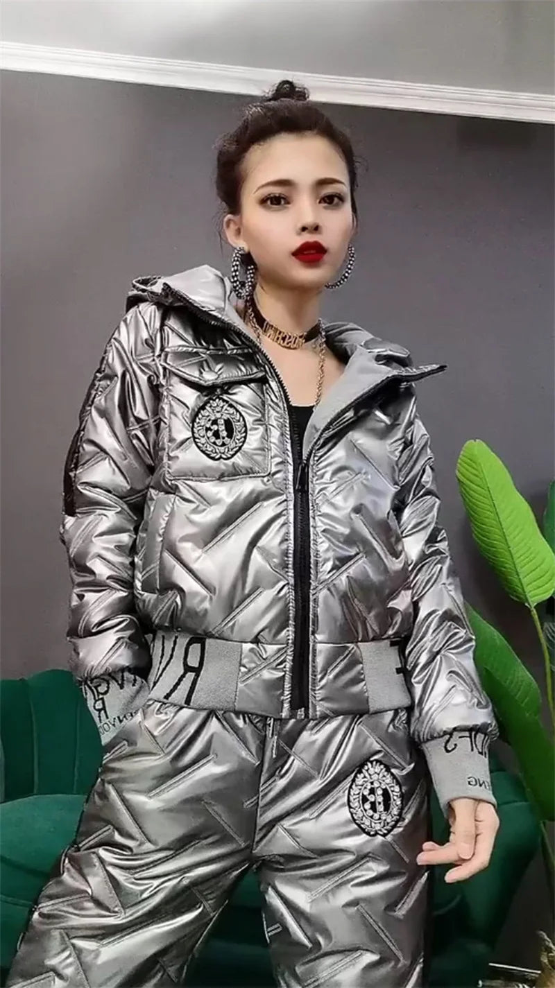 Mode Winter Glänzend Parkas Frauen Anzug Übergroßen Zwei Stück Set Casual Mit Kapuze Baumwolle Gepolsterte Kurzen Mantel + Verdicken Warme Hose Sets.