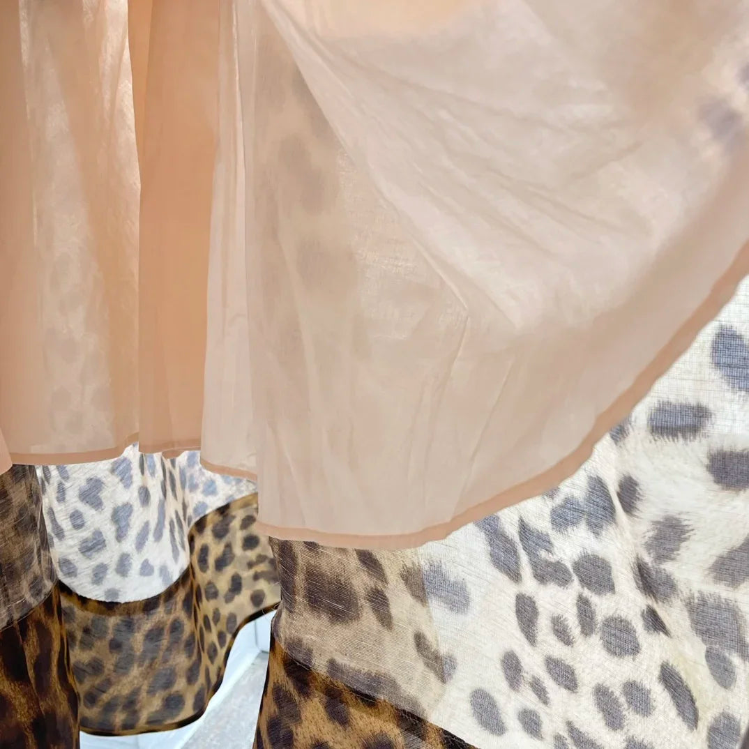 Klassisches Leopardenmuster, neues, hochwertiges 2025, Leinen-Seide, ärmellose Falten, Diamanten, Damen-Vintage-Spaghetti-Midikleid.