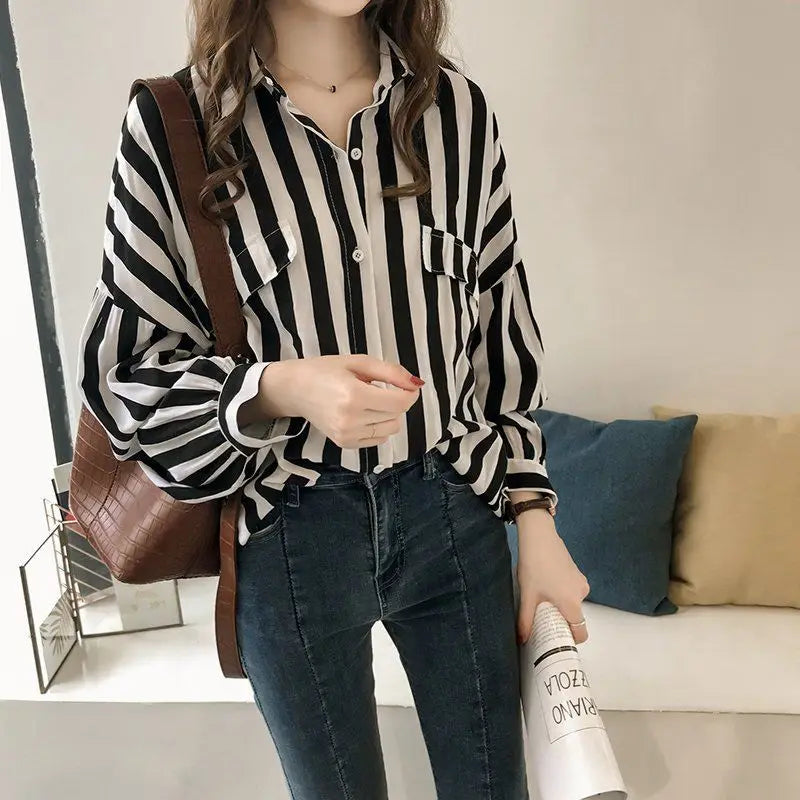 1pcs Woman Spring Autumn Stripe Shirts Lady Casual Long Sleeve Turn-down Collar Loose Shirt Female Chiffon Temperament Tops